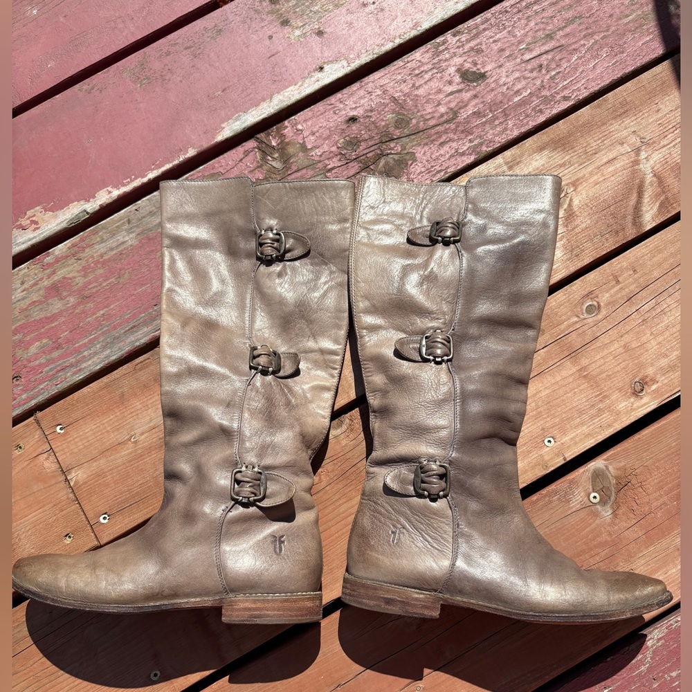 Frye Vintage Grey Leather Boots With Buckles~ Women’s Size 7 - Picture 5 of 11